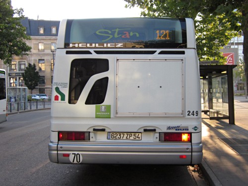 Réseau urbain Heuliez Bus GX317 GNV Cursor : BZ-871-TF