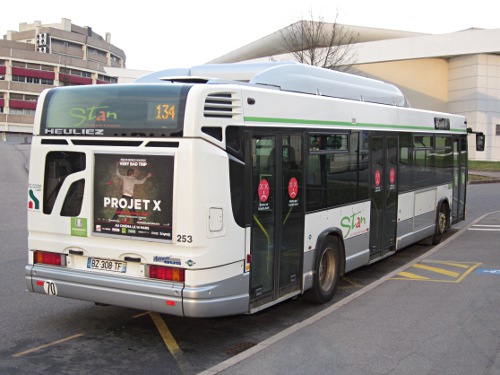 Réseau urbain Heuliez Bus GX317 GNV Cursor : BZ-308-TF