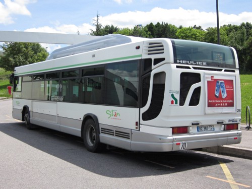 Réseau urbain Heuliez Bus GX317 GNV Cursor : BZ-367-TF
