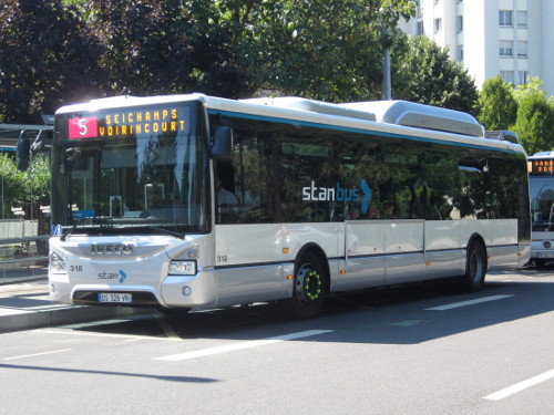 Réseau urbain Irisbus Urbanway 12 GNC : DS-326-VR